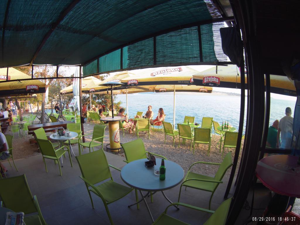 Guest House Dijana Kraljevica Ngoại thất bức ảnh